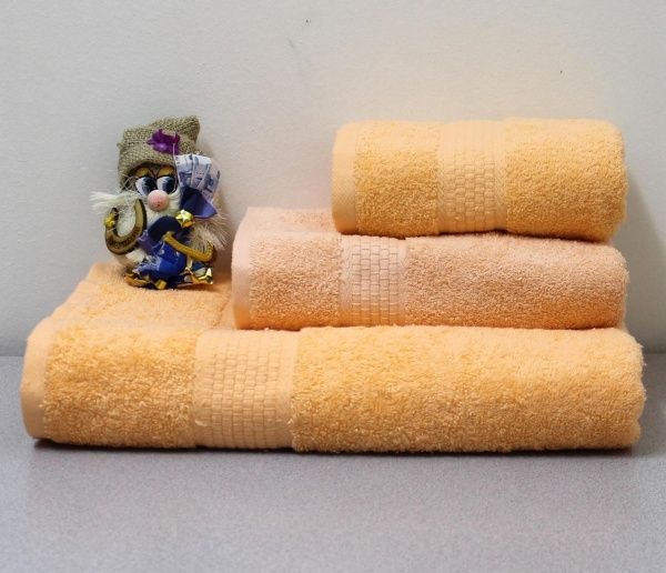 Полотенце махровое 70х140 персик 450 гр. Узбекистан