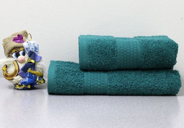 Полотенце махровое 100х150 темно-зеленый 400 гр. Узбекистан