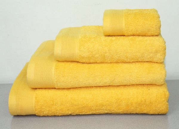 Полотенце махровое 50х100 желтый, "GUTEN MORGEN"