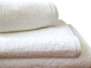 Полотенце махровое  70х140 белые 470 гр. Узбекистан